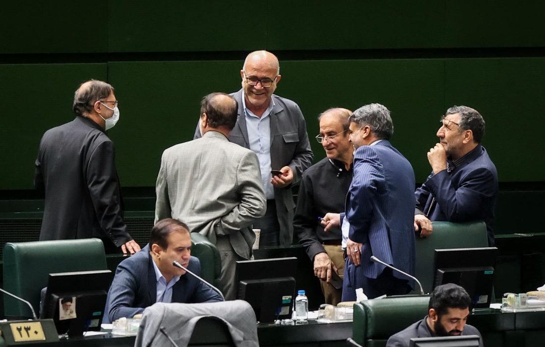 رسیدگی به گزارش کمیسیون امور داخلی کشور و شوراها در مورد طرح اصلاح موادی از قانون انتخابات مجلس شورای اسلامی